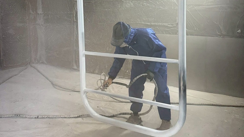 焼付け塗装(溶剤塗装・粉体塗装)