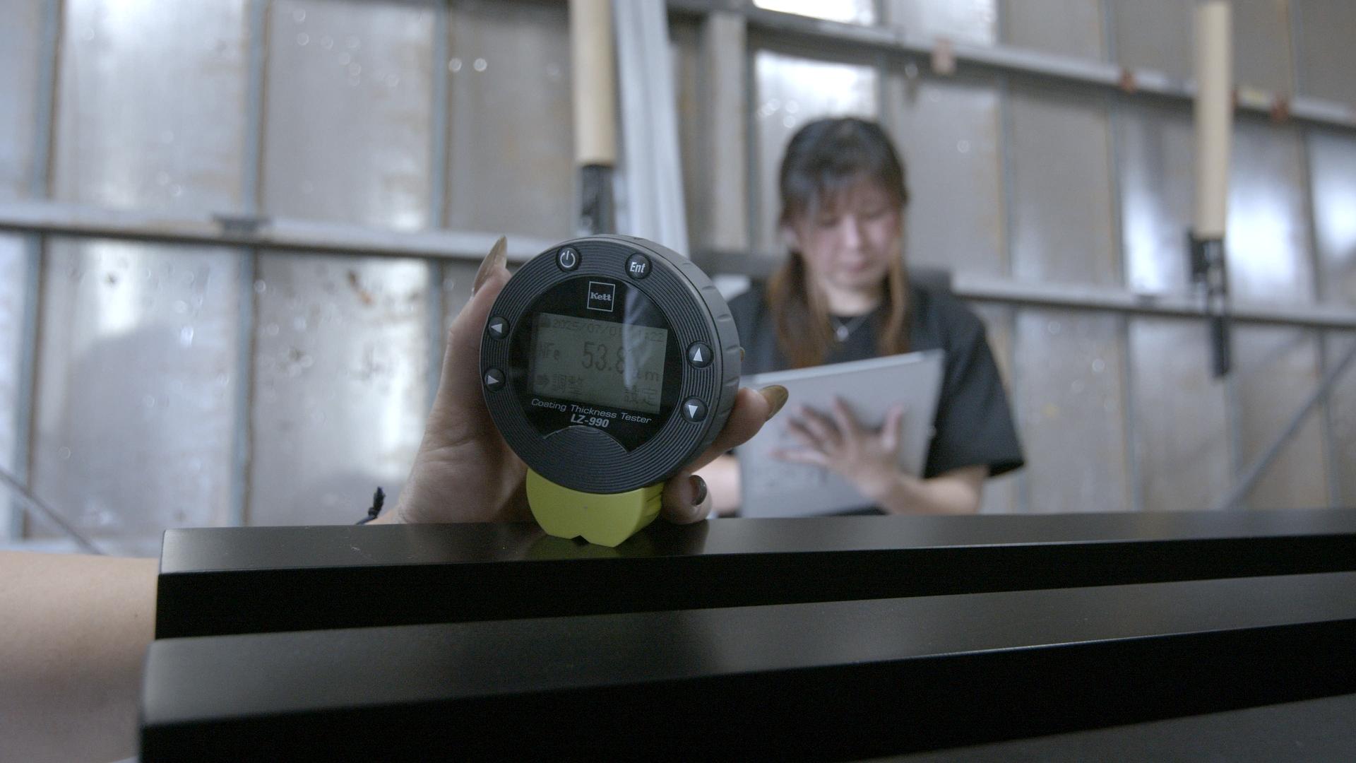 膜厚検査の様子